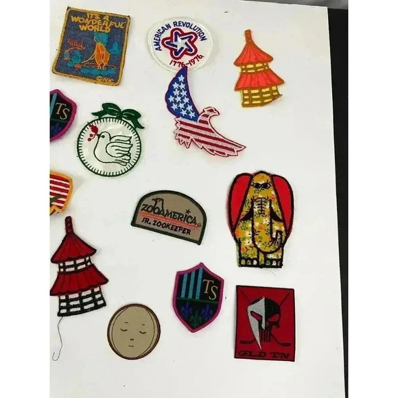 30 PC Assorted Sewing Applique Patches Iron on Sew On NEW Mixed Vintage - Picture 6 of 11